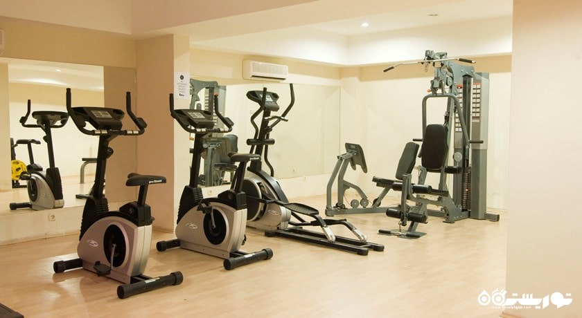 سالن بدنسازی هتل لونا سانتا ماریا